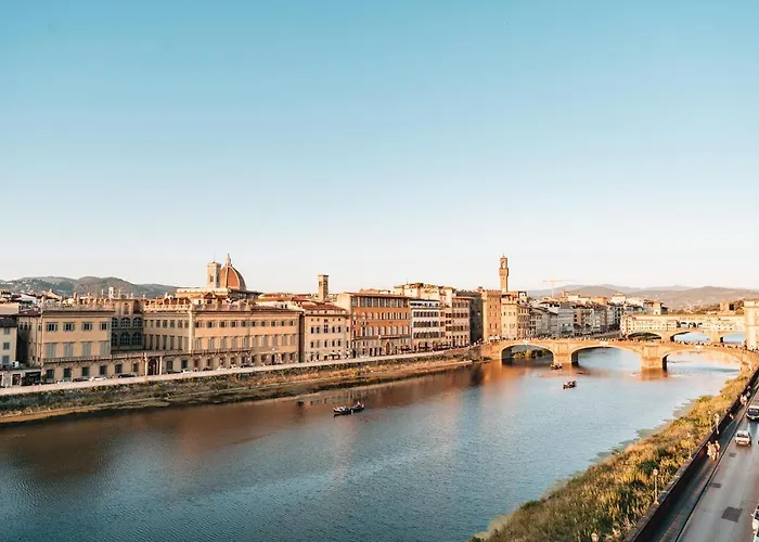 La Terrazza Sull'arno Apartment *